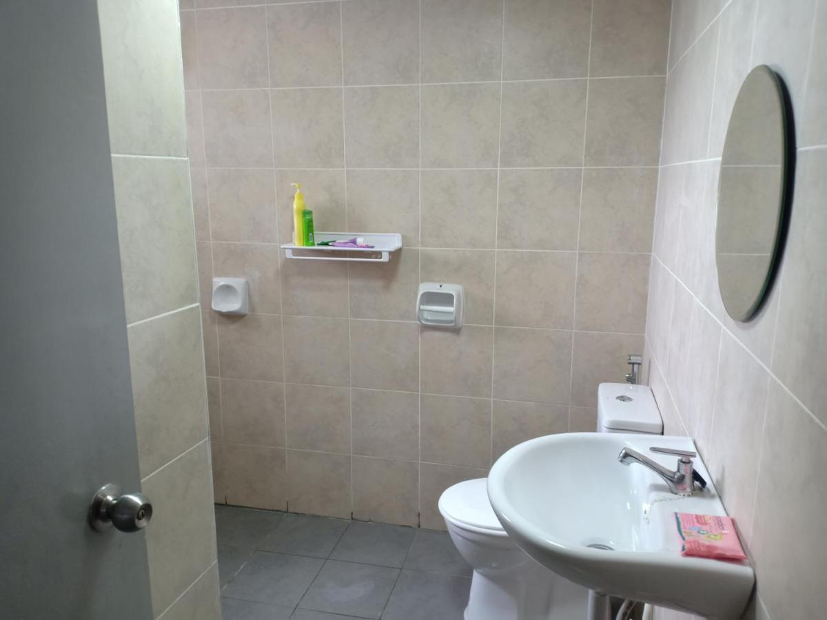 Dg Homestaymuslim Putrajaya - Near Alamanda Ngoại thất bức ảnh
